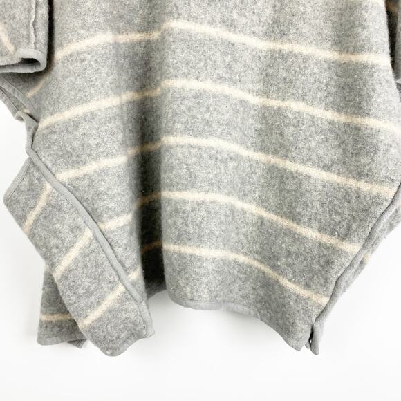 Free People Rare Blanket Poncho Wool Gray Stripe Coat Jacket Size XS - Picture 9 of 10